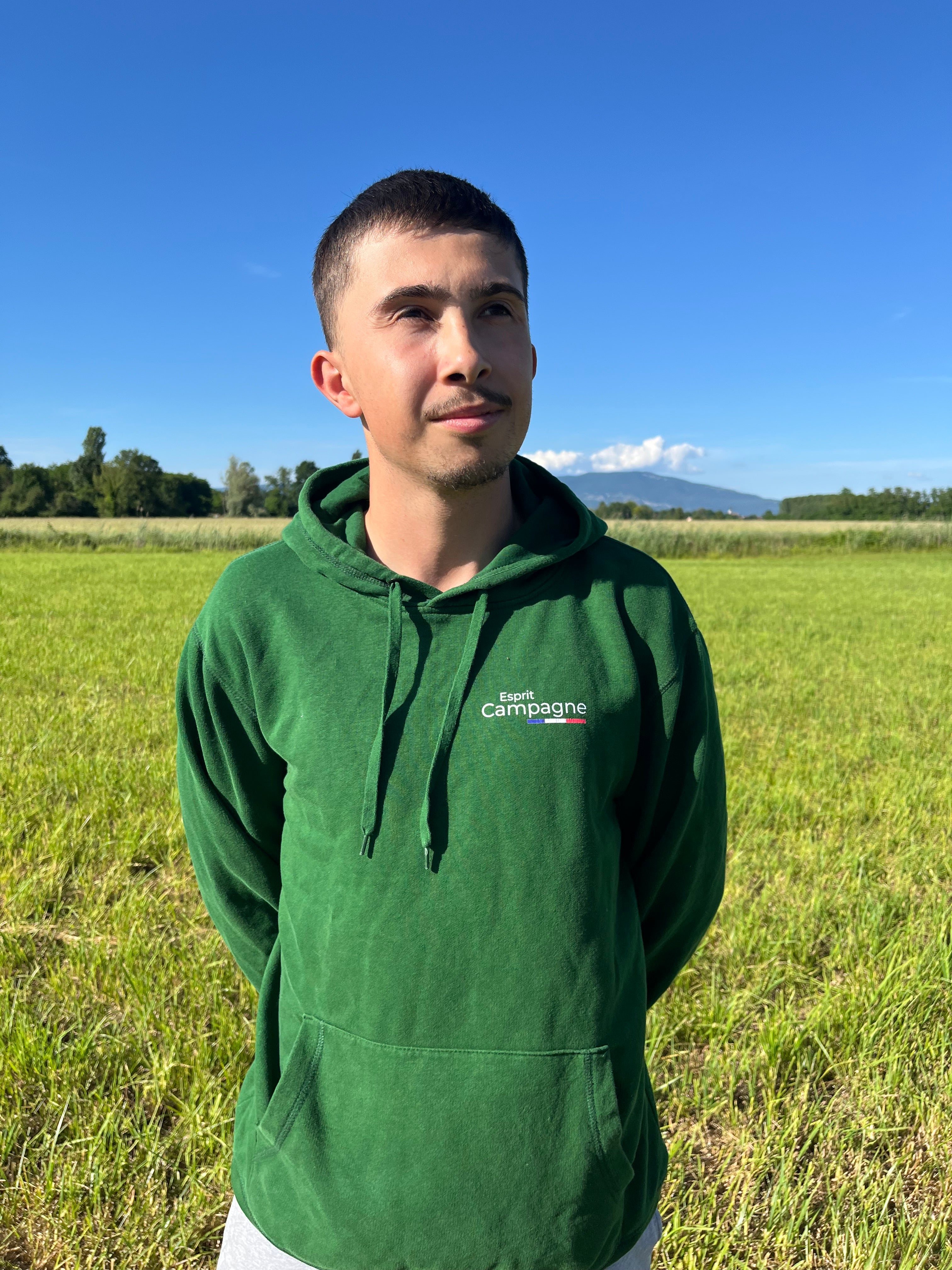 Pull à capuche vert agriculture personnalisable - tête de vache et engin agricole