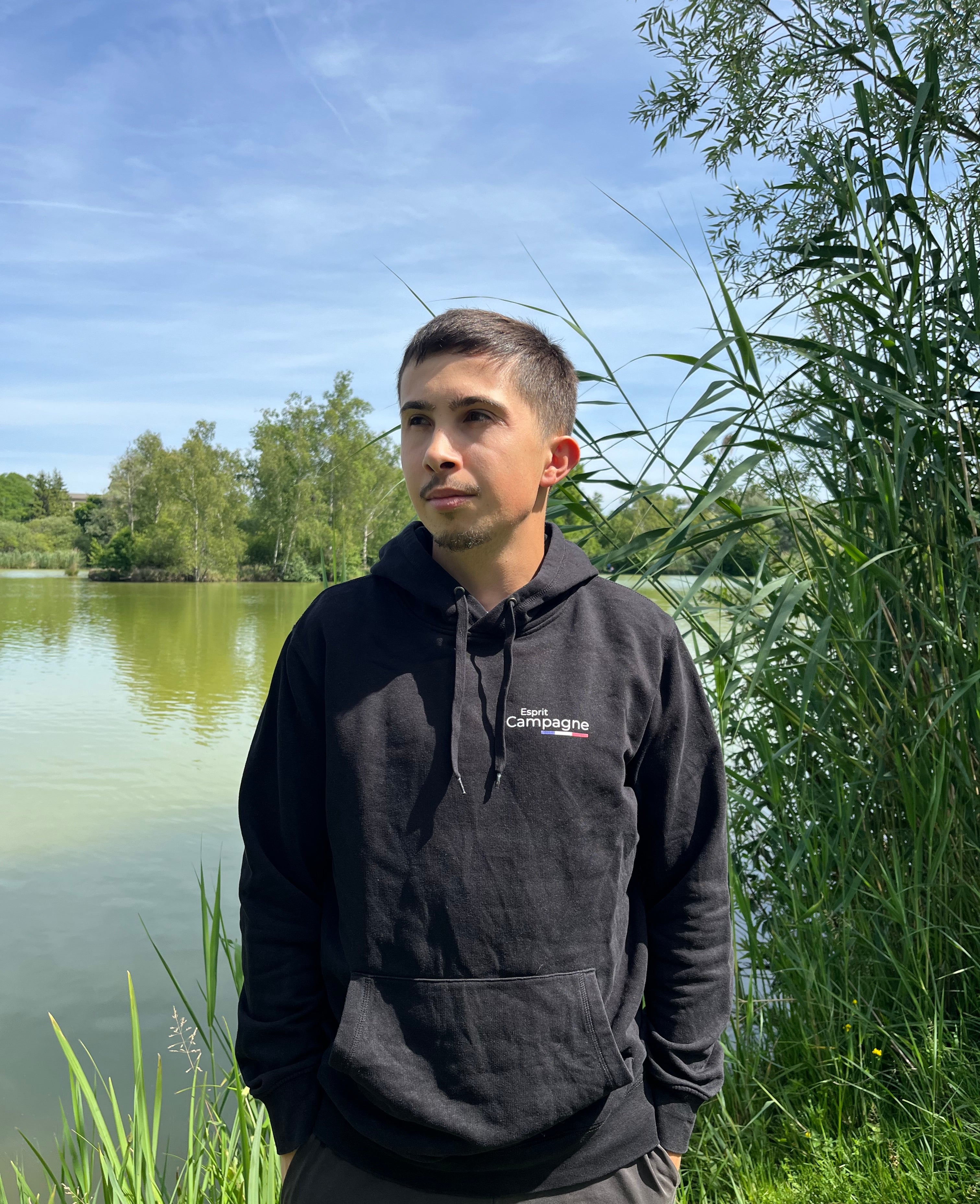 Pull à capuche noir chasse personnalisable - tête de chien et gibier