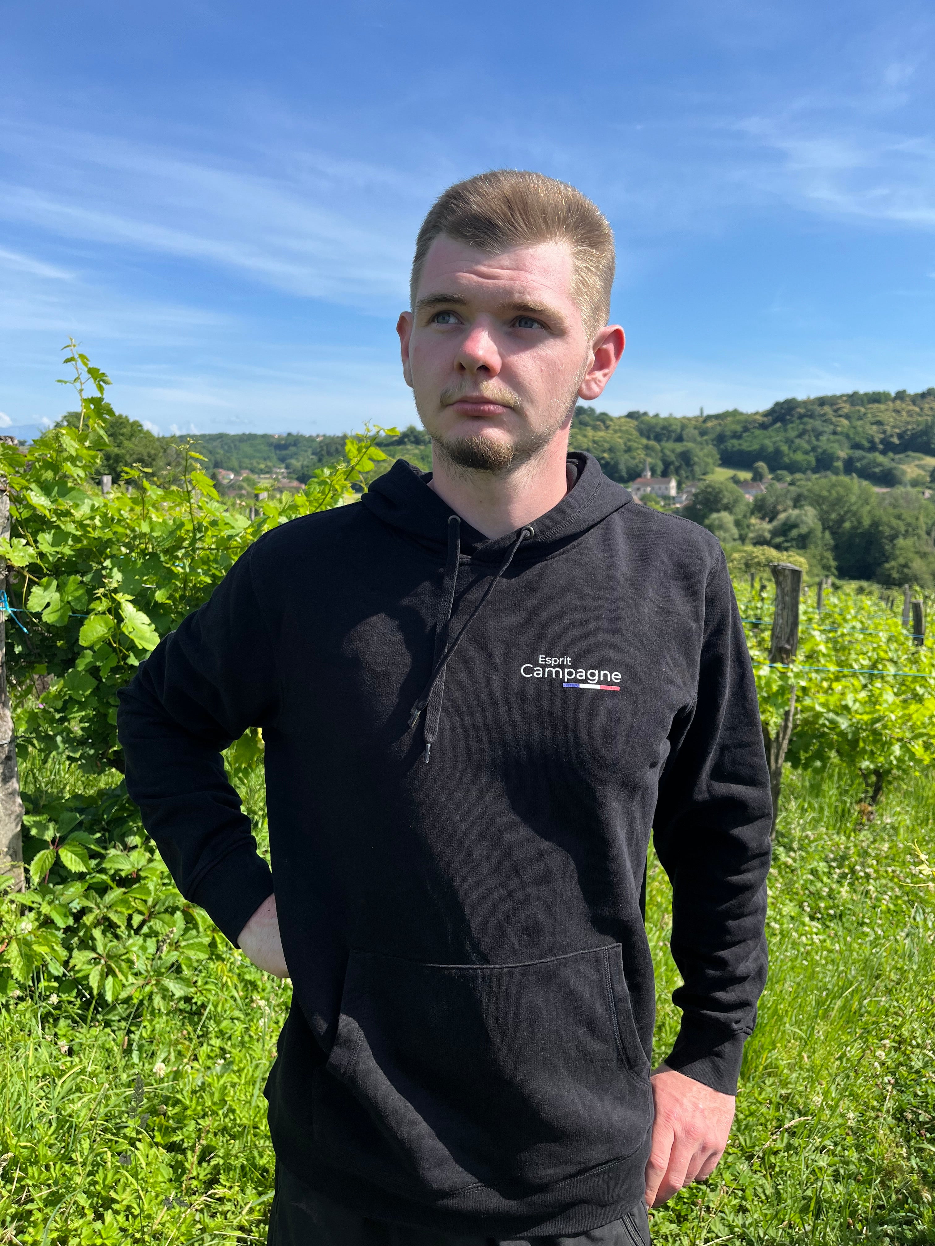 Pull à capuche noir agriculture personnalisable - tête de vache et engin agricole